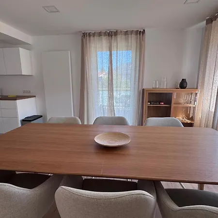 Wohngefuehl Moderne Mit Balkon *